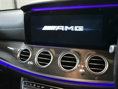 MERCEDES-BENZ E-CLASS AMG - 10