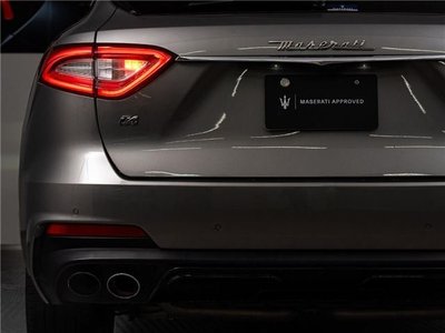 صورة 10 لـ 2021 Maserati LEVANTE
