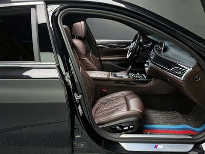 BMW 7 SERIES - 10