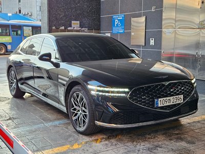 2026 Genesis G90 (RS4) photo 2