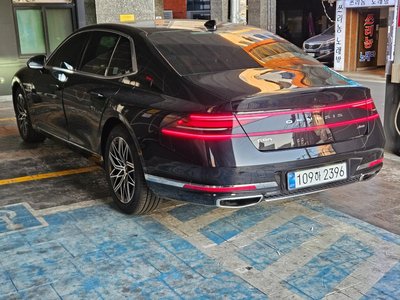 2026 Genesis G90 (RS4) photo 7