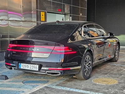 2026 Genesis G90 (RS4) photo 3