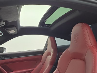 صورة مصغرة 22 لـ 2024 Porsche 911