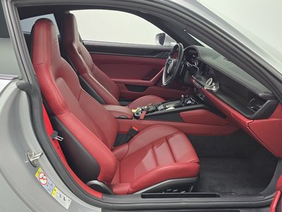 صورة مصغرة 16 لـ 2024 Porsche 911