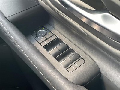 2025 Toyota ALPHARD thumbnail 38