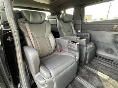 2025 Toyota ALPHARD thumbnail 24