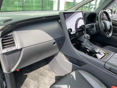 2025 Toyota ALPHARD thumbnail 26
