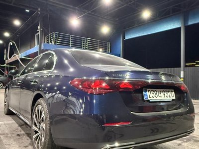 MERCEDES-BENZ E-CLASS - 8