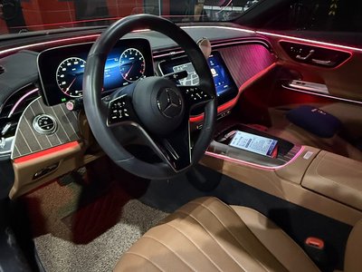 MERCEDES-BENZ E-CLASS - 7