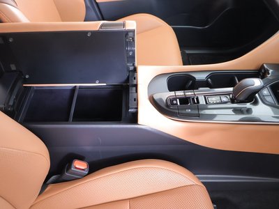 2024 Toyota CROWN SPORT 缩略图 35