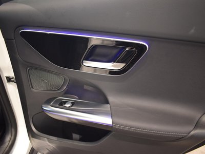 2025 Mercedes-BENZ C-CLASS thumbnail 12