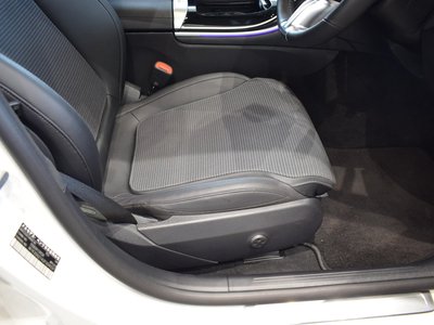 2025 Mercedes-BENZ C-CLASS 照片 7