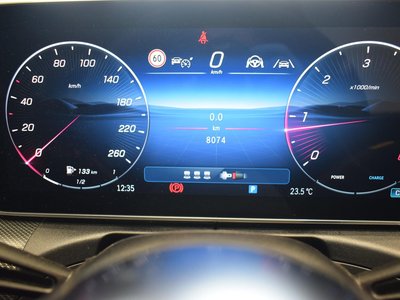 2025 Mercedes-BENZ C-CLASS 照片 8