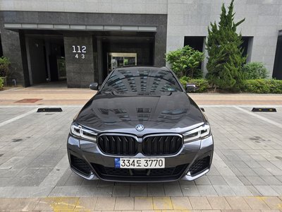 BMW 5 SERIES - 2