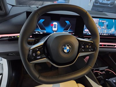 BMW 5 SERIES - 10