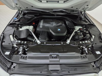 BMW 5 SERIES - 8