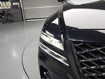 صورة 9 لـ 2020 Genesis GV80