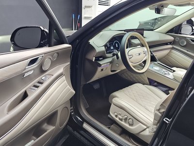 2020 Genesis GV80 thumbnail 13