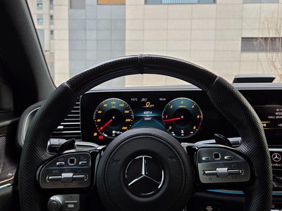 MERCEDES-BENZ GLE - 7