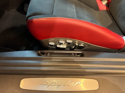 2021 Porsche 718 SPYDER — миниатюра 17
