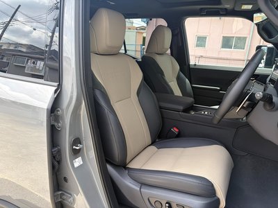 2025 Lexus GX — миниатюра 41