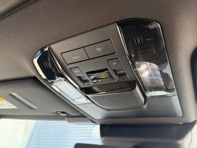 2025 Lexus GX — миниатюра 29