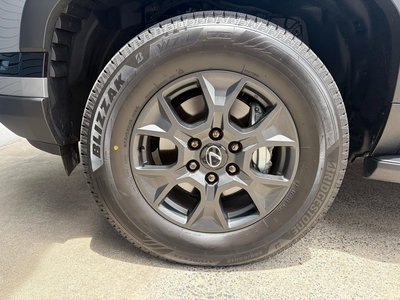 2025 Lexus GX — миниатюра 68