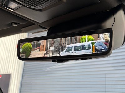 2025 Lexus GX — миниатюра 27