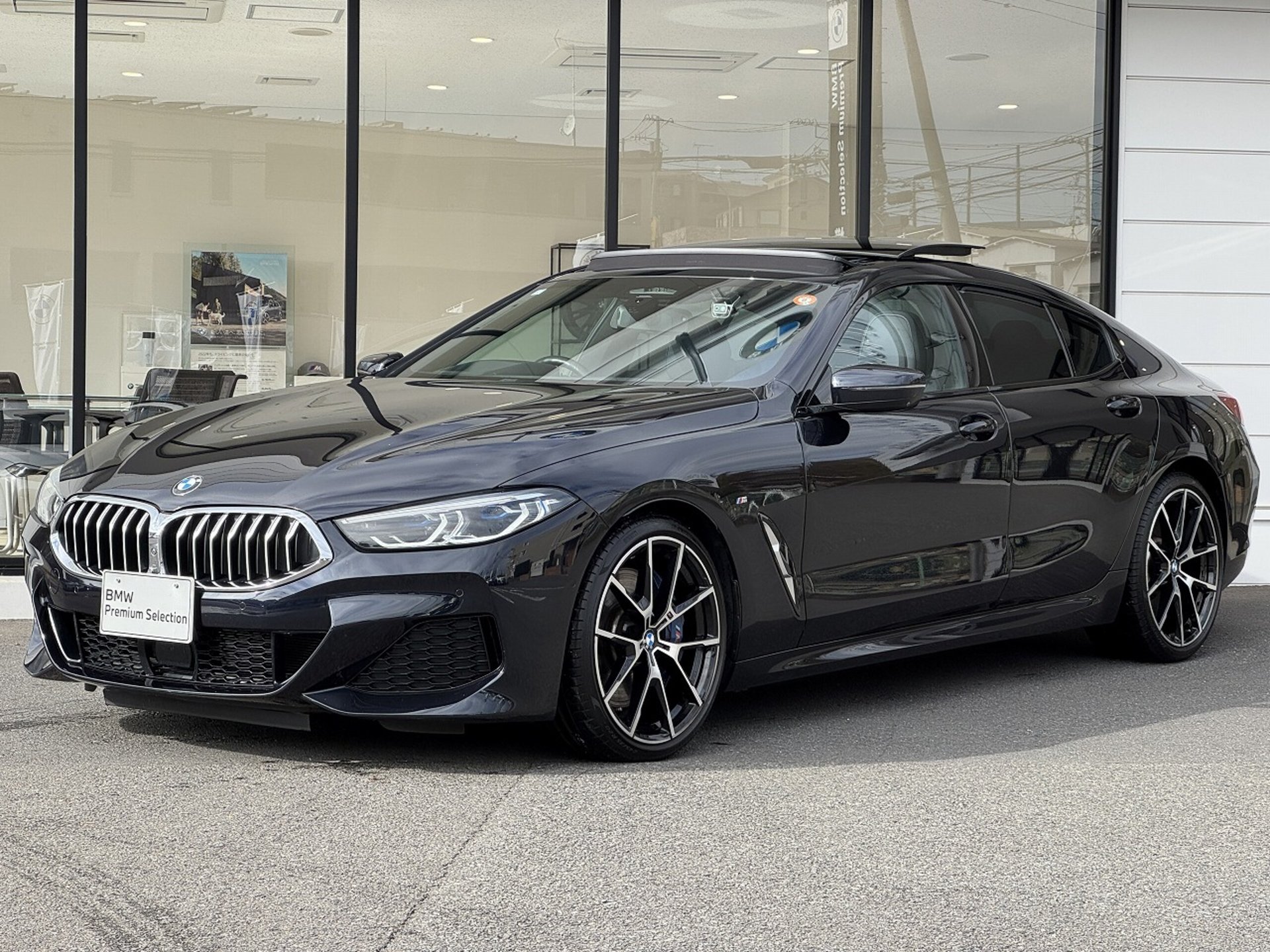 BMW 8 SERIES GRAN COUPE - View 1