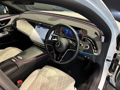 MERCEDES-BENZ E-CLASS - 6