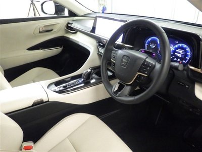 TOYOTA CROWN CROSSOVER - 10