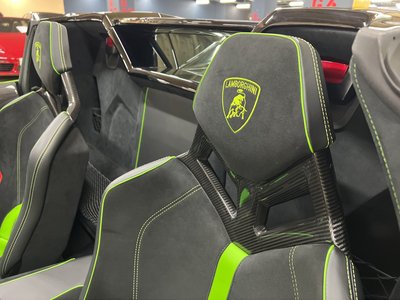 LAMBORGHINI AVENTADOR - 10