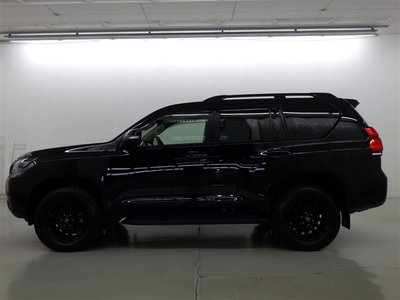 TOYOTA LAND CRUISER PRADO - 5