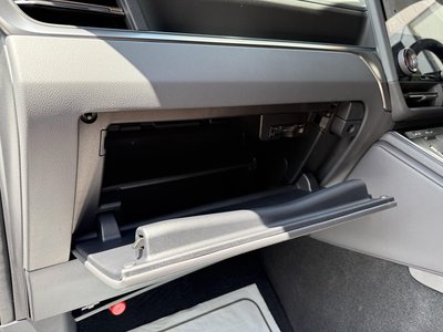 صورة مصغرة 43 لـ 2026 Lexus GX