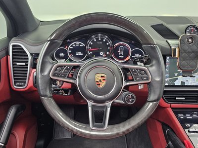 2019 Porsche CAYENNE thumbnail 12