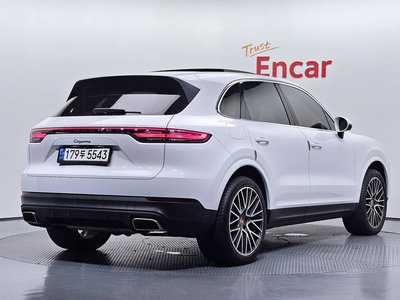 2019 Porsche CAYENNE — фото 4