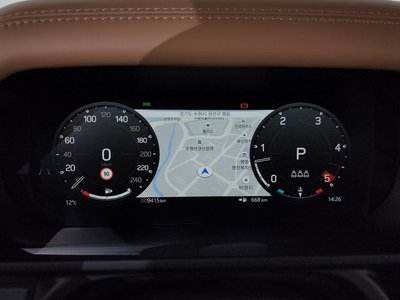 LAND ROVER DEFENDER - 8