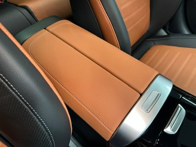 2026 Mercedes-BENZ C-CLASS thumbnail 32