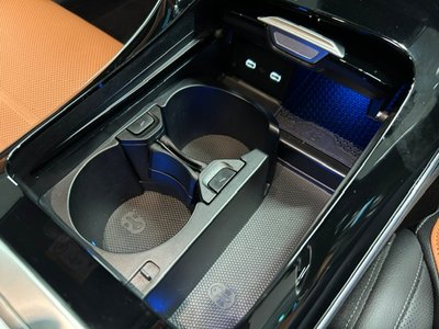 2026 Mercedes-BENZ C-CLASS thumbnail 33