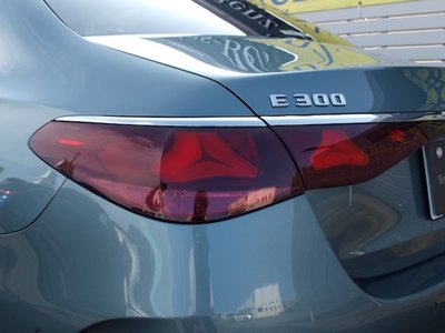 2025 Mercedes-BENZ E-CLASS 缩略图 36