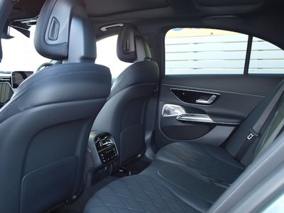 2025 Mercedes-BENZ E-CLASS 缩略图 9