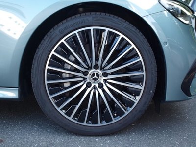 2025 Mercedes-BENZ E-CLASS 缩略图 40