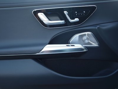 2025 Mercedes-BENZ E-CLASS 缩略图 7