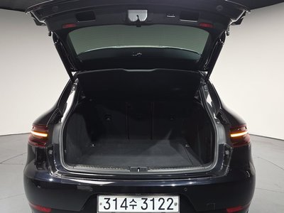 صورة مصغرة 26 لـ 2018 Porsche MACAN