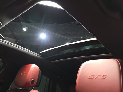 صورة مصغرة 21 لـ 2018 Porsche MACAN