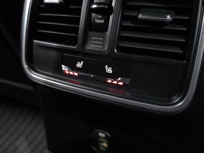 صورة مصغرة 35 لـ 2018 Porsche MACAN