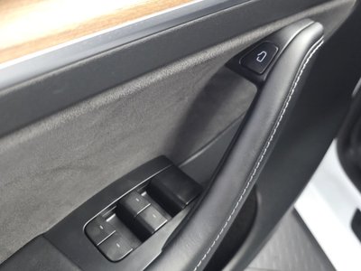 2022 Tesla MODEL Y thumbnail 33