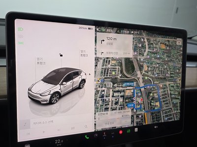 2022 Tesla MODEL Y thumbnail 21