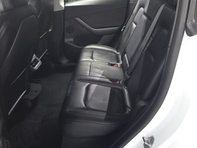 2022 Tesla MODEL Y thumbnail 18