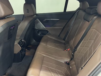 2024 BMW 5 SERIES — миниатюра 12